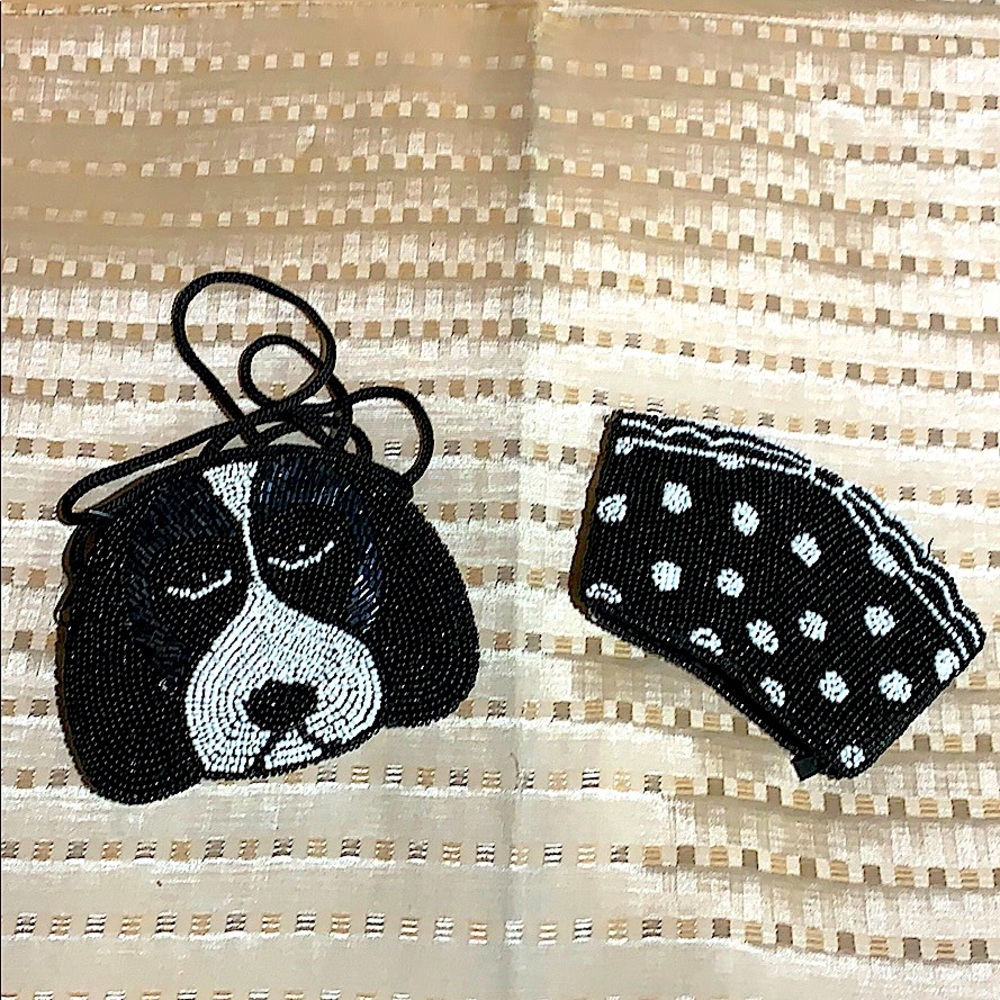 Adorable dog 2 black & white beaded change purses.